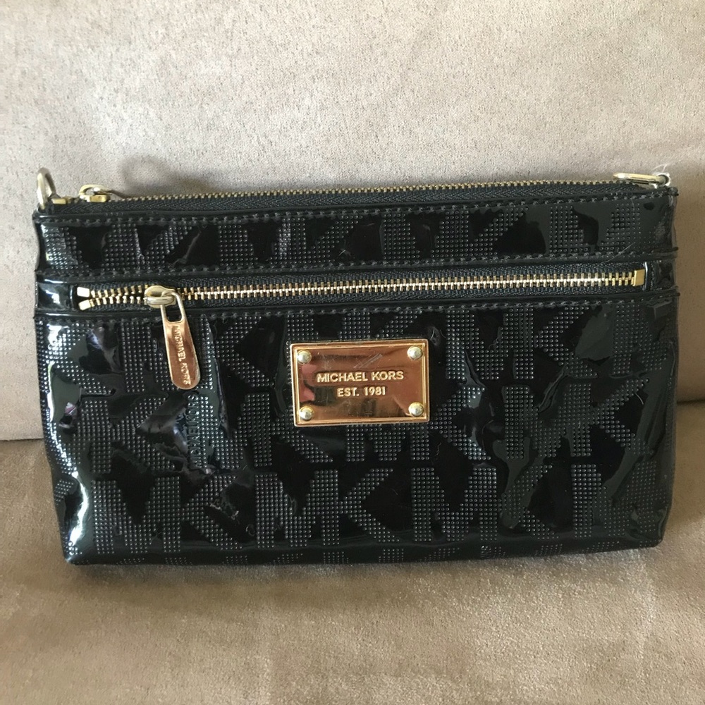Michael Kors clutch/ wristlet